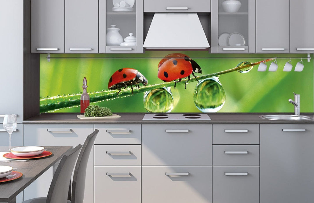 Laminētas pašlīmējošas fototapetes virtuvei - Mārīte (260x60 cm) Art4home