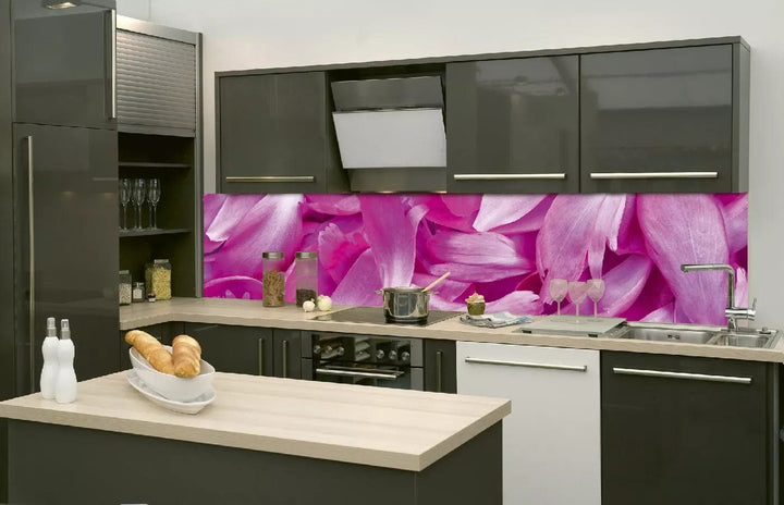 Pašlīmējošas fototapetes virtuvei - Violetās ziedlapiņas  (260x60 cm) Art4home