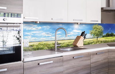 Fototapetes virtuvei ar lamināciju, pašlīmējošas plēve un flizelīns - Ziedošs koks  (260x60 cm) Art4home