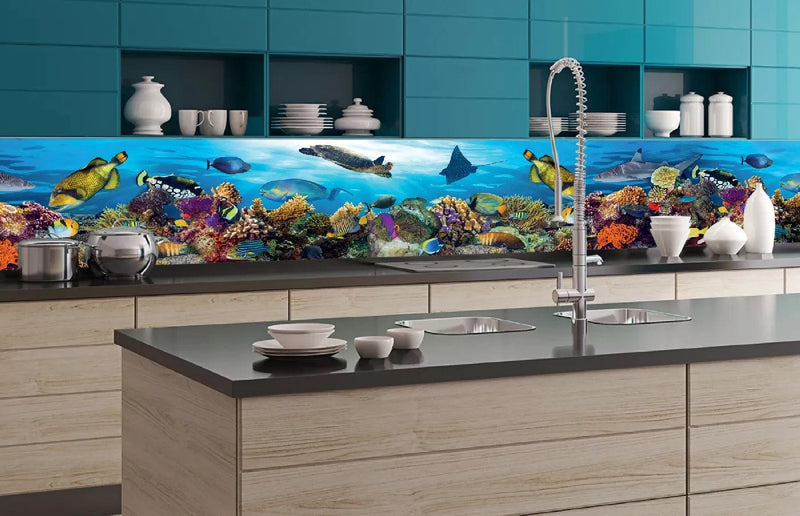 Fototapetes virtuvei ar lamināciju, pašlīmējošas plēve un flizelīns - Zivis (350x60 cm) Art4home