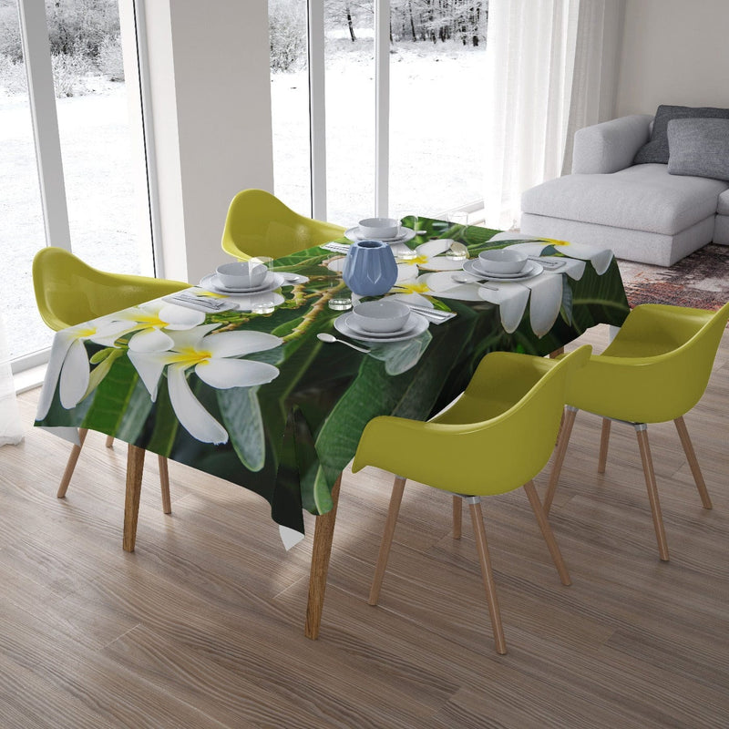 Tablecloth with tropical shrubs and white flowers 100x140 cm