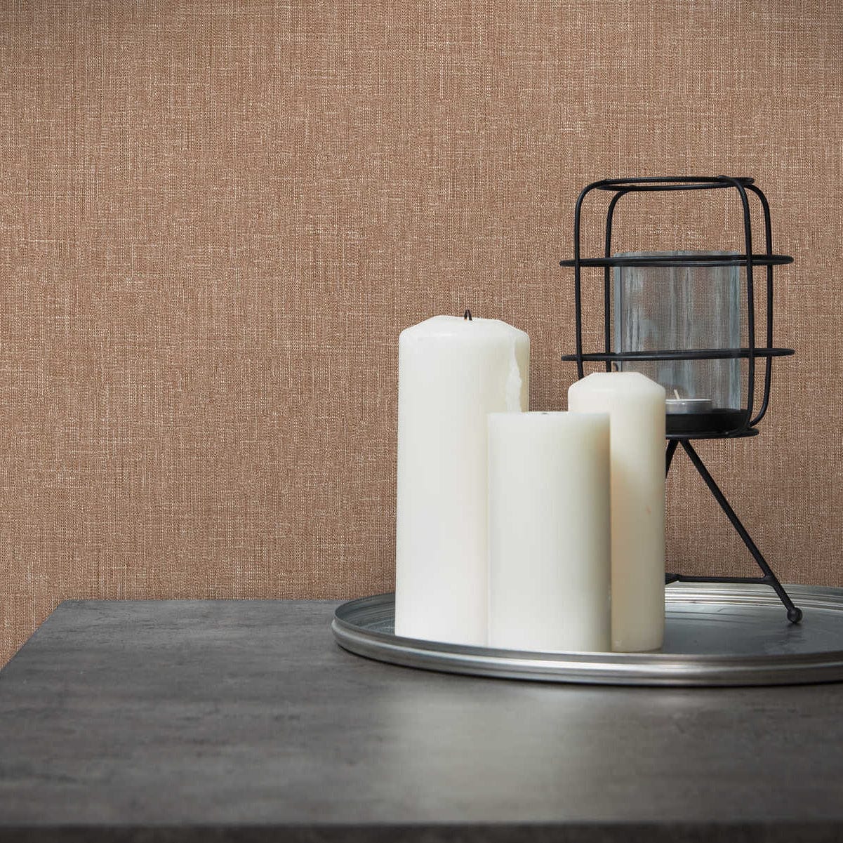 Brūnas tapetes ar tekstila izskatu un teksturētu rakstu AS 369251 AS Creation